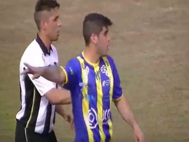 ¡En tu cara Darín! Mirá la actuación del defensor de Claypole