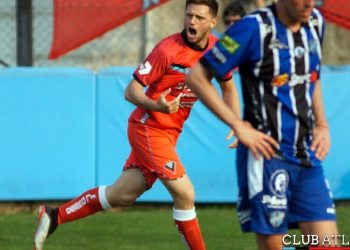 Con un empate agónico, Brown cortó la racha derrotas