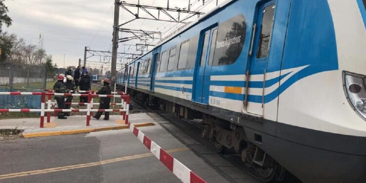 Brown: dos personas fueron arrolladas por el Tren Roca en distintas localidades