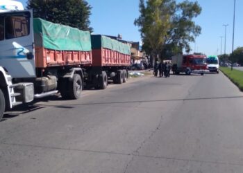 Longchamps: murió un chofer aplastado por su propio camión