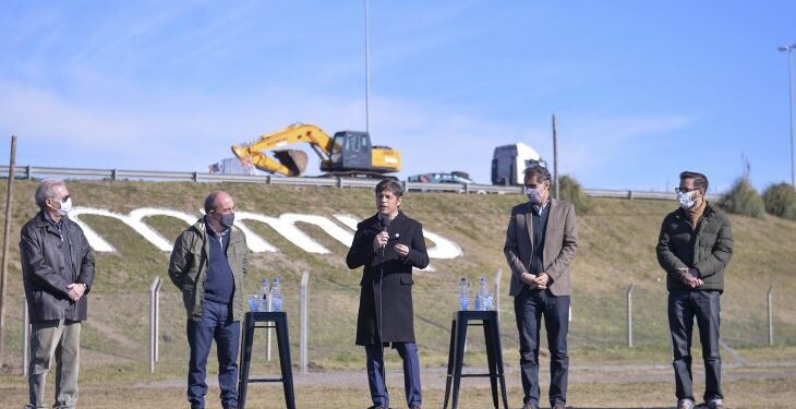 Para Kicillof «la inversión en obra pública es el camino para la transformación»