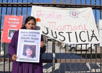 Piden por la inocencia de la madre de la niña de 10 años asesinada en Longchamps