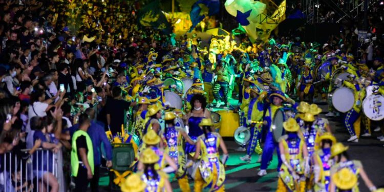 El carnaval de Brown: más de 15 murgas y los recitales gratuitos de La Delio Valdez y Rusherking