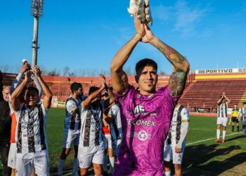 Claypole va por el milagro, el domingo ante JJ Urquiza