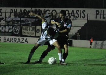 Claypole perdió y renunció la dupla técnica