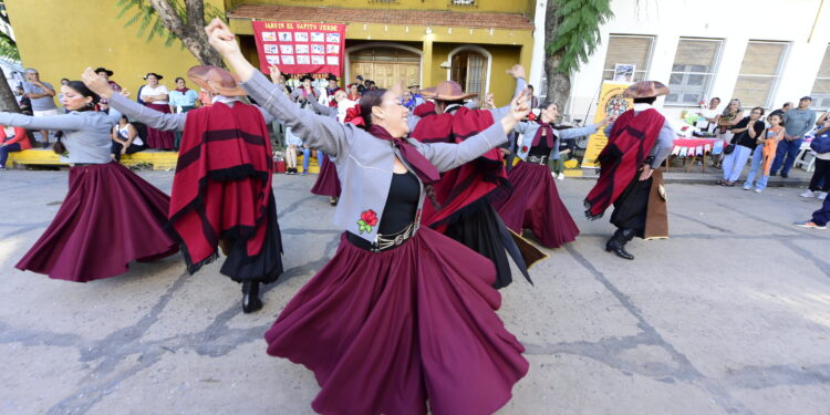 Homenajean a Raúl Soldi con la fiesta «23 veranos» en Glew