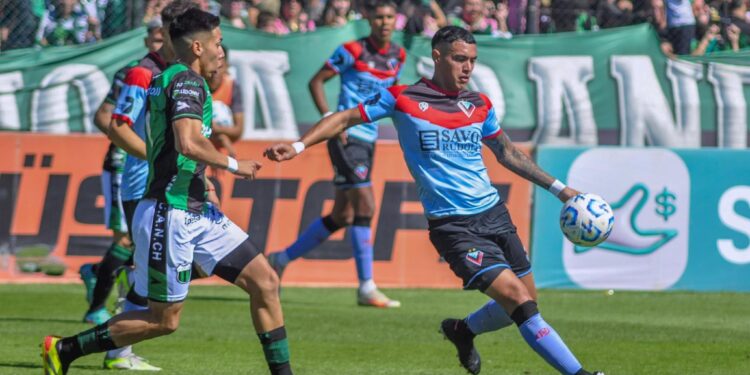 Brown de Adrogué logró un empate agónico y definirá el descenso con Rafaela