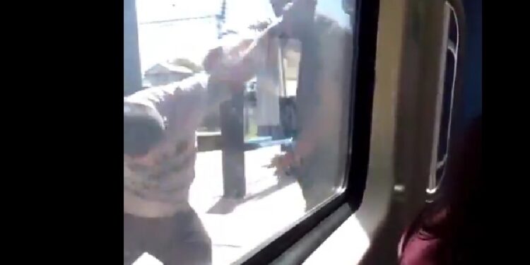 Temperley: un empleado de seguridad del Roca noqueó a un pasajero ebrio