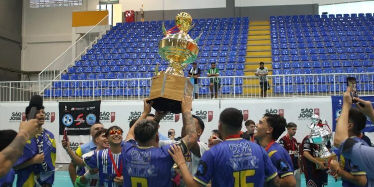 Mármol King se consagró campeón de futsal en Brasil