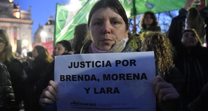 Convocan a una marcha a Plaza de Mayo por el triple femicidio