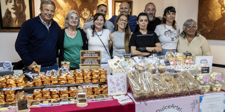 Presentaron la marcha «Hecho en Brown», un sello de identidad de las y los emprendedores locales
