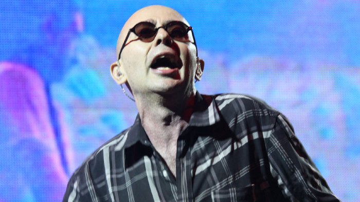 El Indio Solari confesó que padece una enfermedad que lo aleja de los escenarios