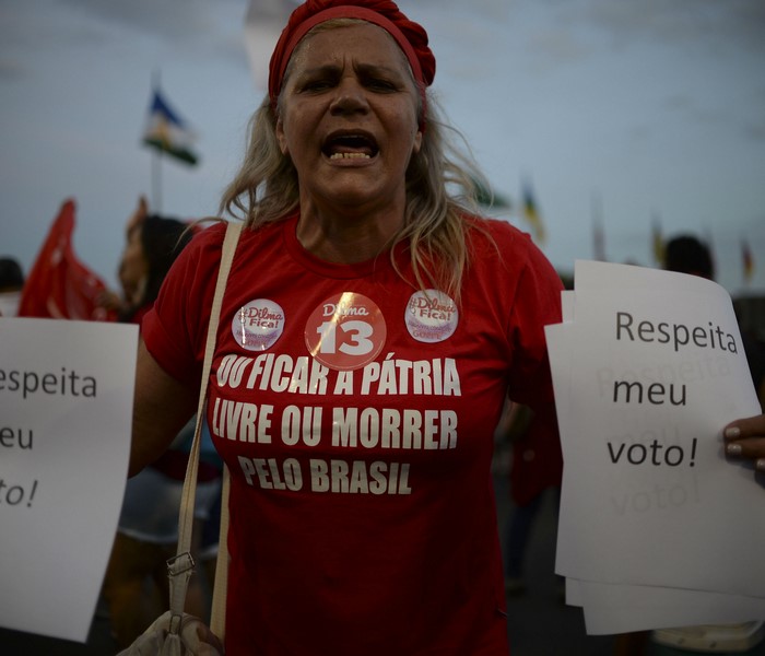 Dilma Brasil manifestantes