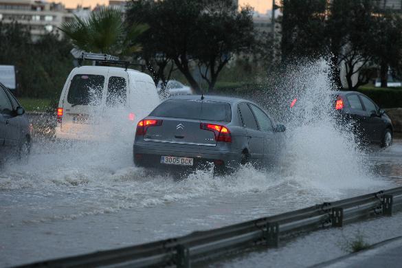 Alerta  por tormentas fuertes y caída de granizo
