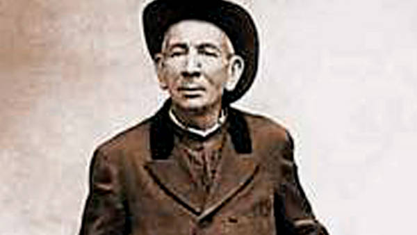 Los  milagros de Brochero, el primer santo nacido en Argentina