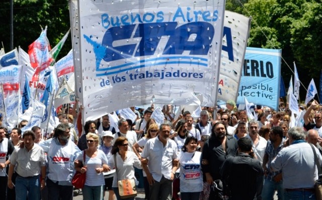 Las CTA y organizaciones sociales protestan contra el ajuste y los despídos