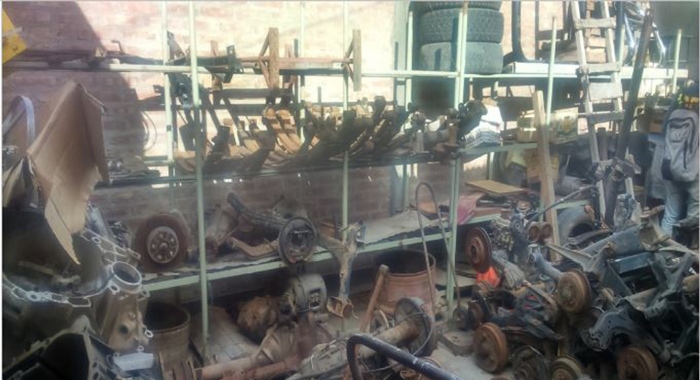 Policías presos por montar un desarmadero en la comisaría