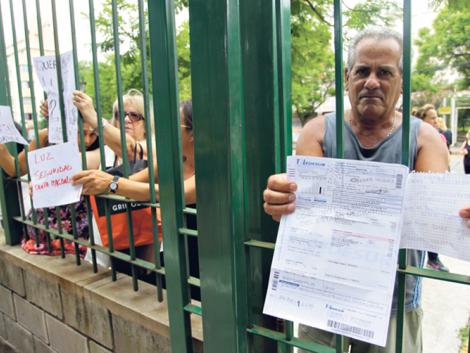 Hubo 117 mil usuarios sin luz en Capital y GBA