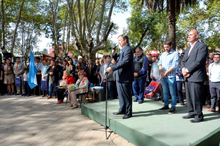 Anunciaron la pavimentación de 50 cuadras y obras cloacales para Claypole