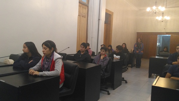 Alumnos de Adrogué visitaron el Concejo Deliberante y presentaron sus propuestas legislativas