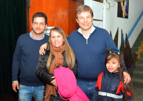 Más de 200 familias de Don Orione recibieron su escritura