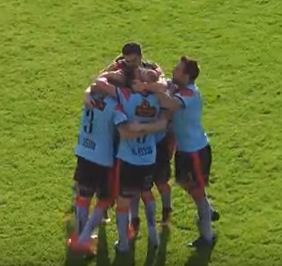 Triunfazo de Brown de Adrogué en su debut en el torneo