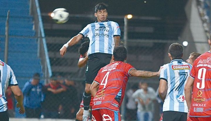 Brown de Adrogué perdió en Jujuy y ya no depende de sí para entrar a la Copa Argentina