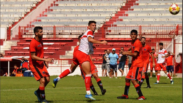 Brown de Adrogué cayó con Los Andes a una semana del reinicio del torneo