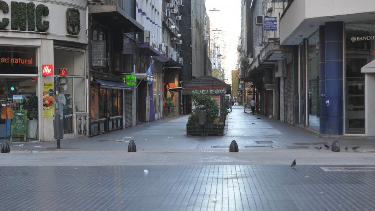 La crisis llegó a la peatonal Florida: cierra Burger y hay 272 locales vacíos