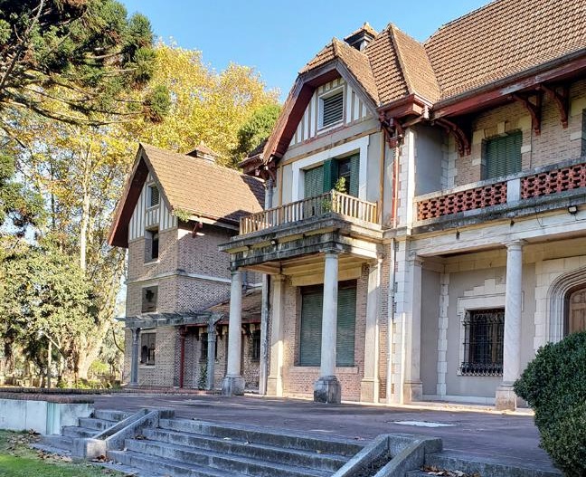 El Ministerio de Educación aprobó el inicio de carreras en la Universidad de Brown