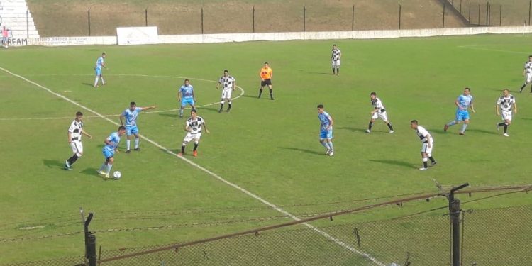 Claypole ganó en su visita a Yupanqui y se arrima