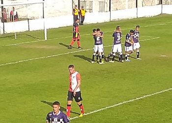 Claypole goleó en su cancha y ya está segundo
