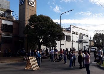 El laboratorio Klonal de Quilmes echó a 30 empleados y pararon la producción
