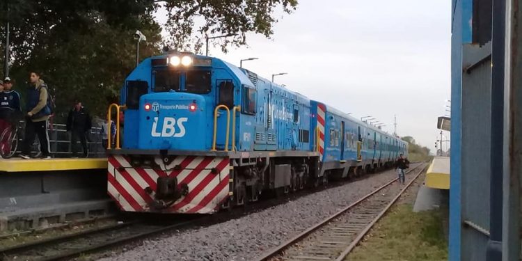 Reclaman que vuelva el tren a Fiorito, Caraza y Budge, cerrado hace casi dos años