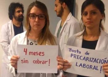 Los médicos residentes llevan 5 meses sin cobrar y paran por 48 horas
