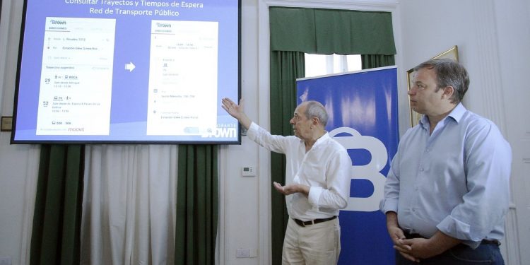 Cascallares: “Más de 10 mil vecinos ya utilizan la nueva app con horarios y recorridos de trenes y colectivos”