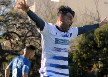 Aguirre se retiró del fútbol: el adiós al ídolo de Temperley