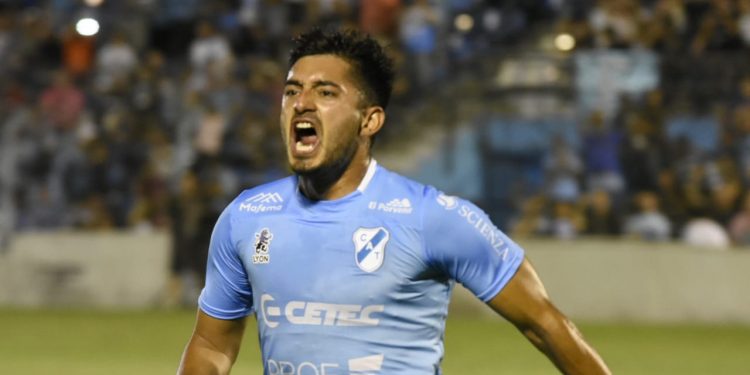 Temperley ganó en la despedida de Aguirre y ya está segundo