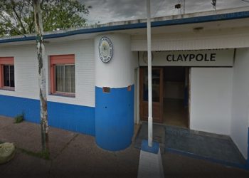 Claypole: un policía hirió a dos ladrones, frustró una entradera y terminó baleado