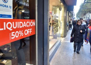 En noviembre cayeron más de 7 por ciento las ventas en comercios