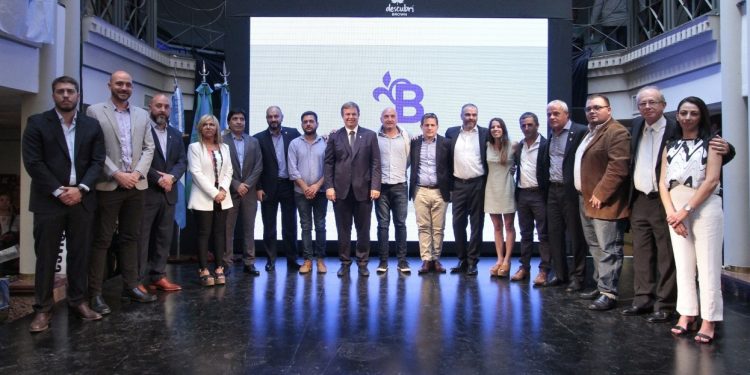 Juró el Gabinete de Brown, que sumó una Secretaría de Ambiente