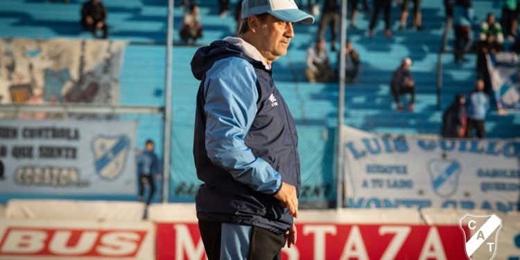 Temperley revivió con Perazzo, jugará la Copa y está en zona de ascenso