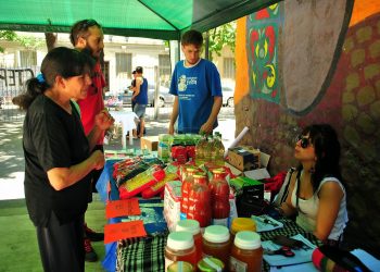 Las ferias de alimentos llegan hoy a Glew, Longchamps y Burzaco