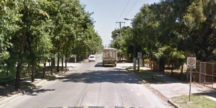 Burzaco: una pareja de policías mató a un motochorro que intentó robarles