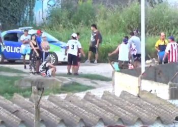 Por los piedrazos, Sanma no pudo terminar el partido en Cañuelas