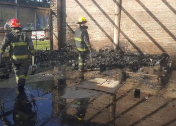 Se incendió un depósito en Malvinas Argentinas