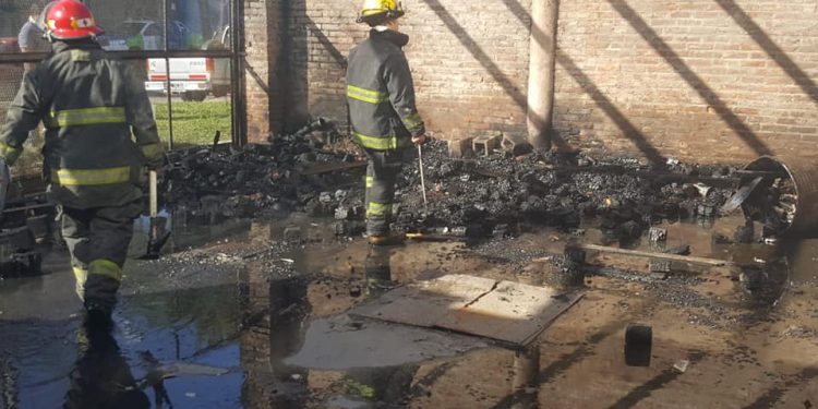 Se incendió un depósito en Malvinas Argentinas