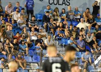 Temperley sufrió una goleada inesperada en su cancha