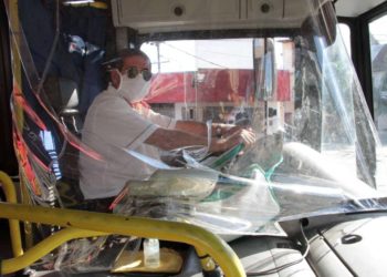 Ya es obligatorio el uso del barbijo en trenes y colectivos