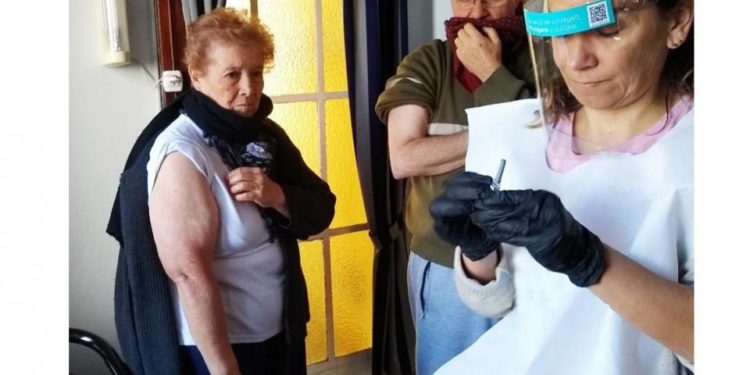 Antigripal: Ioma lanzó una campaña de vacunación a domicilio